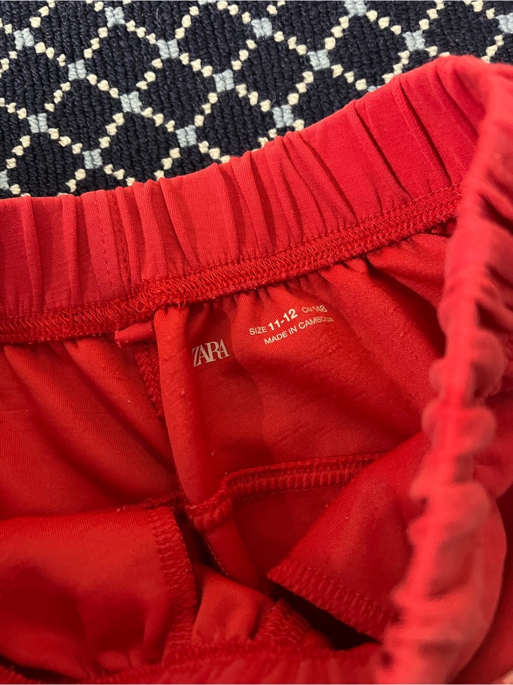 Zara Red Plush Shorts 11/12 - Picture 2 of 3